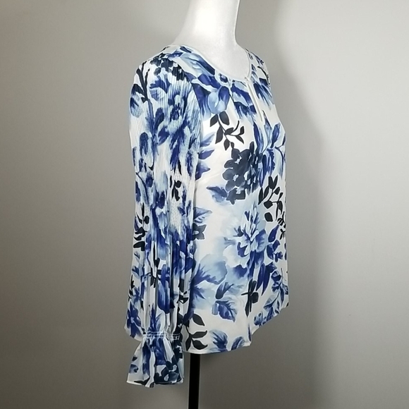 Talbots Women's Blouse Size S Floral Print Lined Ruffled Cuff - Picture 4 of 7